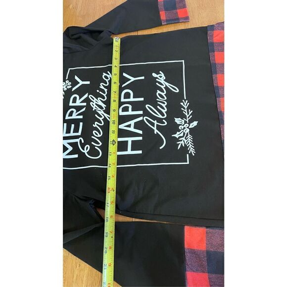 MERRY EVERYTHING HAPPY ALWAYS CHRISTMAS SWEATSHIRT BLACK BUFFALO PLAID SZ M - Picture 4 of 7